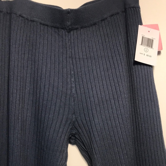 CYRUS Gray Ribbed Pants - Picture 4 of 7